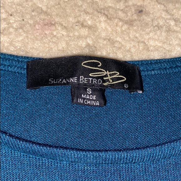 Tunic - Picture 3 of 4